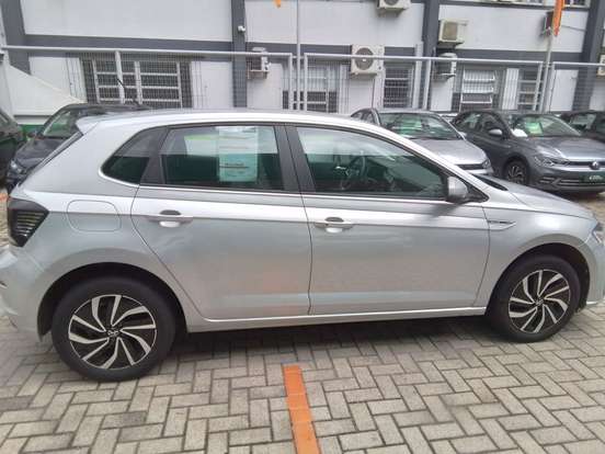 VOLKSWAGEN-POLO-1.0 170 TSI HIGHLINE AUTOMÁTICO VOLKSWAGEN-POLO-2025