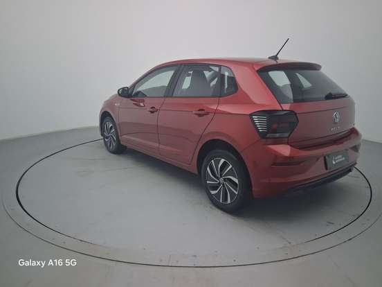 VOLKSWAGEN-POLO-2025