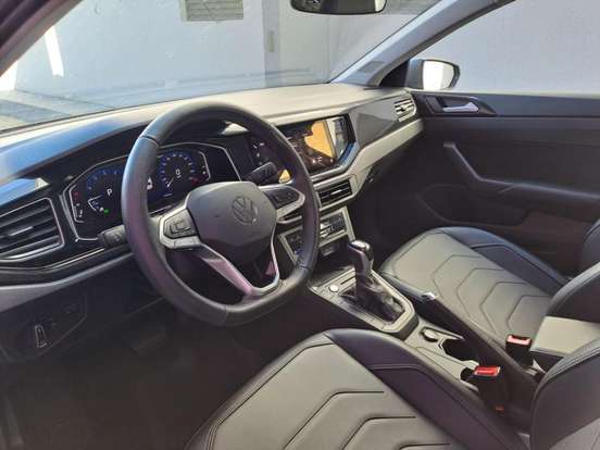 VOLKSWAGEN-POLO-1.0 170 TSI HIGHLINE AUTOMÁTICO VOLKSWAGEN-POLO-2023