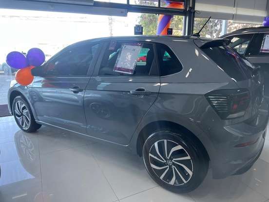 VOLKSWAGEN-POLO-2025