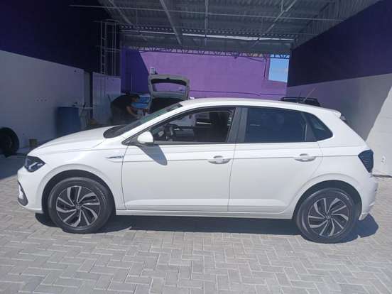 VOLKSWAGEN-POLO-1.0 170 TSI HIGHLINE AUTOMÁTICO VOLKSWAGEN-POLO-2024