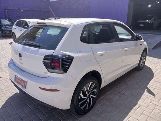VOLKSWAGEN-POLO-1.0 170 TSI HIGHLINE AUTOMÁTICO VOLKSWAGEN-POLO-2024