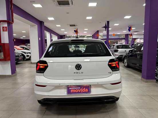 VOLKSWAGEN-POLO-2024