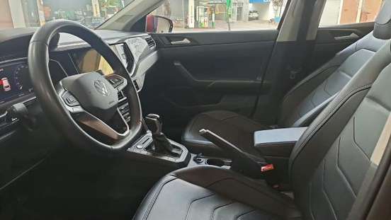 VOLKSWAGEN-POLO-2024