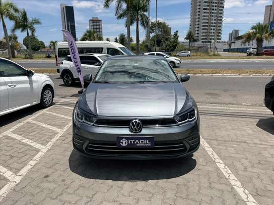 VOLKSWAGEN-POLO-2024