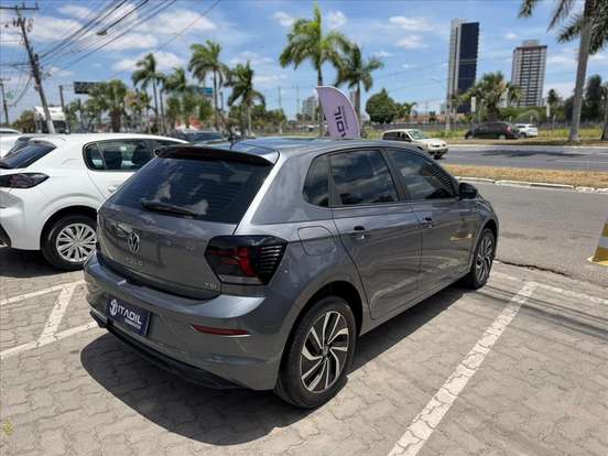 VOLKSWAGEN-POLO-2024