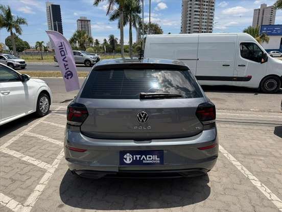 VOLKSWAGEN-POLO-2024