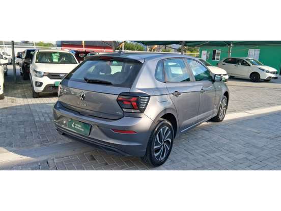 VOLKSWAGEN-POLO-1.0 170 TSI HIGHLINE AUTOMÁTICO VOLKSWAGEN-POLO-2025