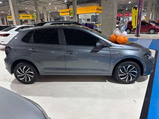 VOLKSWAGEN-POLO-1.0 170 TSI HIGHLINE AUTOMÁTICO VOLKSWAGEN-POLO-2024