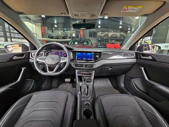 VOLKSWAGEN-POLO-2025