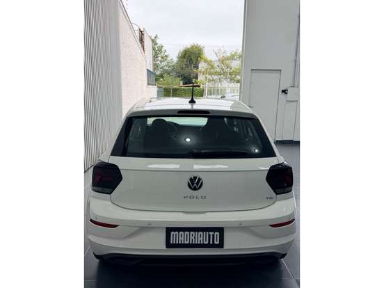 VOLKSWAGEN-POLO-2025