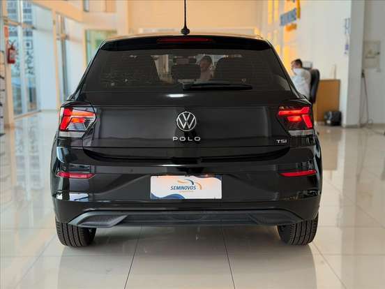 VOLKSWAGEN-POLO-2022