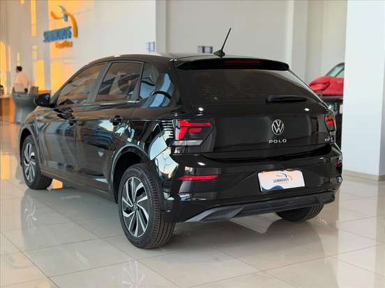 VOLKSWAGEN-POLO-2022