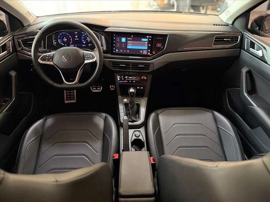 VOLKSWAGEN-POLO-1.0 170 TSI HIGHLINE AUTOMÁTICO VOLKSWAGEN-POLO-2022