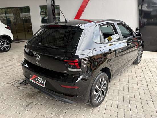 VOLKSWAGEN-POLO-2024