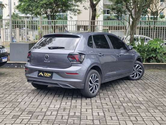 VOLKSWAGEN-POLO-2023