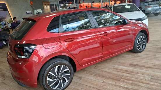 VOLKSWAGEN-POLO-2024