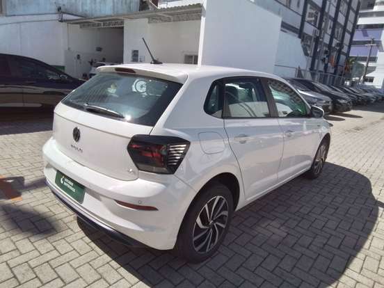 VOLKSWAGEN-POLO-1.0 170 TSI HIGHLINE AUTOMÁTICO VOLKSWAGEN-POLO-2025