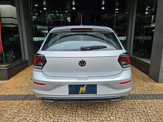 VOLKSWAGEN-POLO-2022