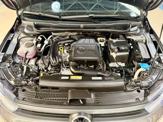VOLKSWAGEN-POLO-2025