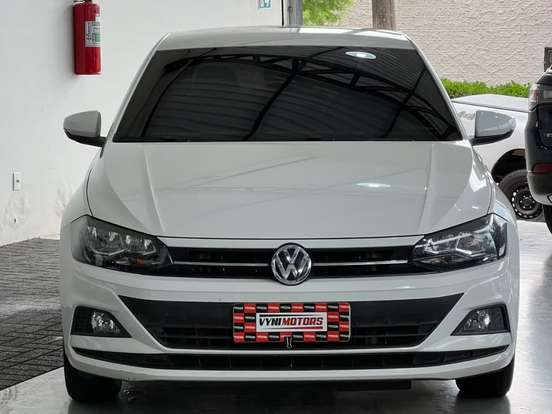 VOLKSWAGEN-POLO-1.0 200 TSI COMFORTLINE AUTOMÁTICO VOLKSWAGEN-POLO-2018