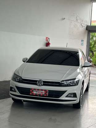 VOLKSWAGEN-POLO-2018