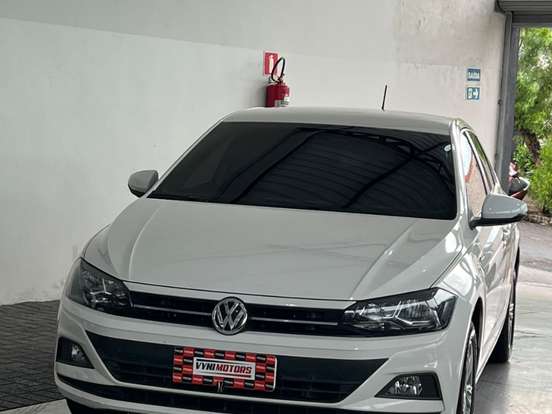 VOLKSWAGEN-POLO-1.0 200 TSI COMFORTLINE AUTOMÁTICO VOLKSWAGEN-POLO-2018