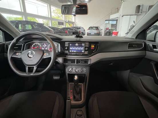 VOLKSWAGEN-POLO-1.0 200 TSI COMFORTLINE AUTOMÁTICO VOLKSWAGEN-POLO-2018