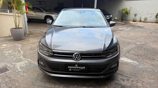 VOLKSWAGEN-POLO-2019