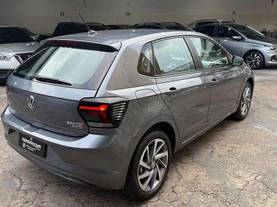 VOLKSWAGEN-POLO-1.0 200 TSI HIGHLINE AUTOMÁTICO VOLKSWAGEN-POLO-2019
