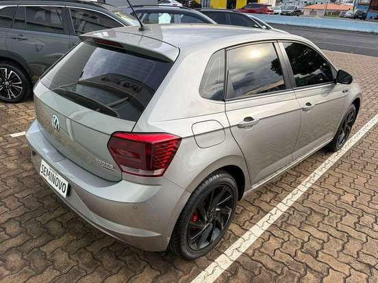 VOLKSWAGEN-POLO-1.0 200 TSI HIGHLINE AUTOMÁTICO VOLKSWAGEN-POLO-2018