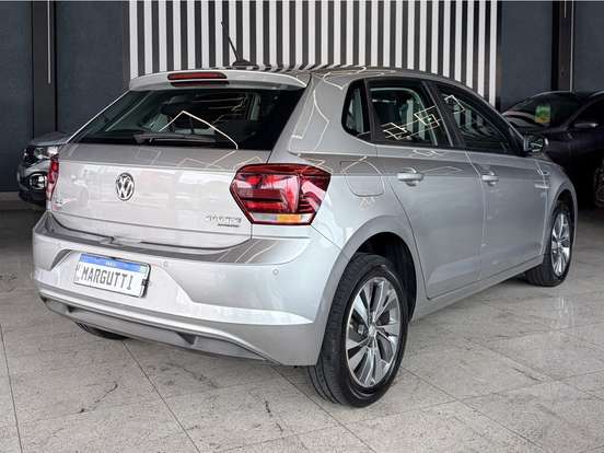 VOLKSWAGEN-POLO-1.0 200 TSI HIGHLINE AUTOMÁTICO VOLKSWAGEN-POLO-2017