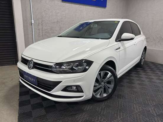 VOLKSWAGEN-POLO-2018