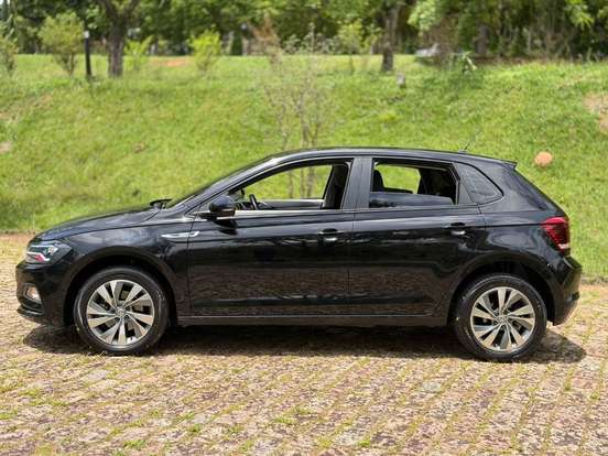 VOLKSWAGEN-POLO-2019
