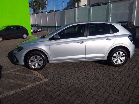 VOLKSWAGEN-POLO-1.0 MPI MANUAL VOLKSWAGEN-POLO-2023