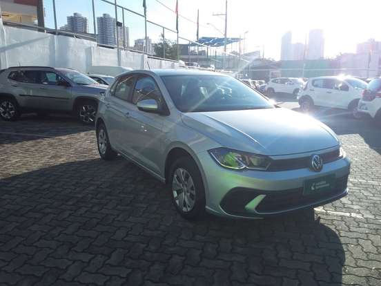 VOLKSWAGEN-POLO-2023