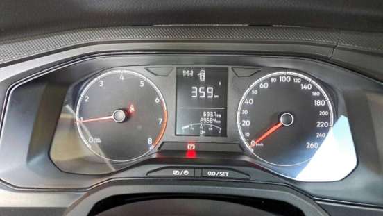 VOLKSWAGEN-POLO-2024