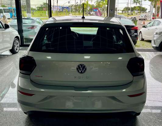 VOLKSWAGEN-POLO-2024