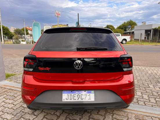 VOLKSWAGEN-POLO-2024