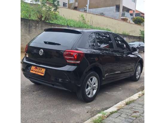 VOLKSWAGEN-POLO-2018