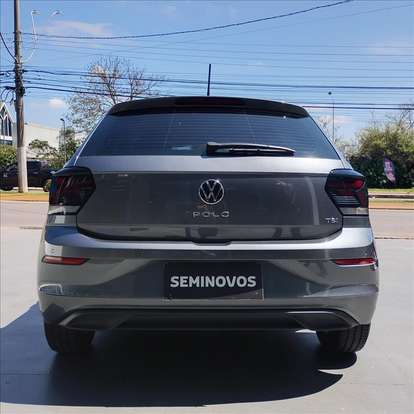 VOLKSWAGEN-POLO-2022