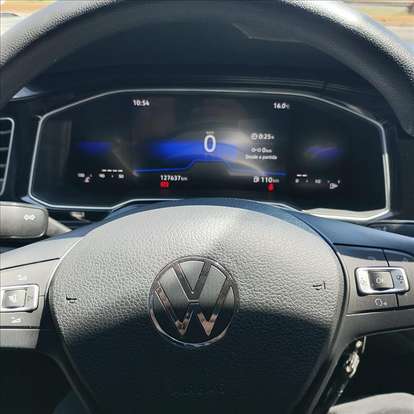 VOLKSWAGEN-POLO-2022