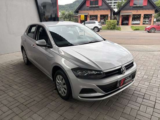 VOLKSWAGEN-POLO-1.0 MPI TOTAL FLEX MANUAL VOLKSWAGEN-POLO-2019