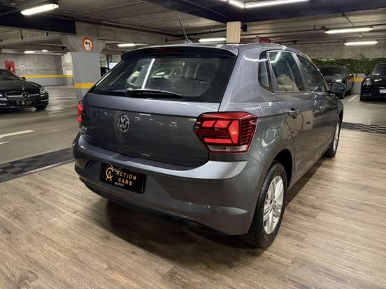 VOLKSWAGEN-POLO-2019