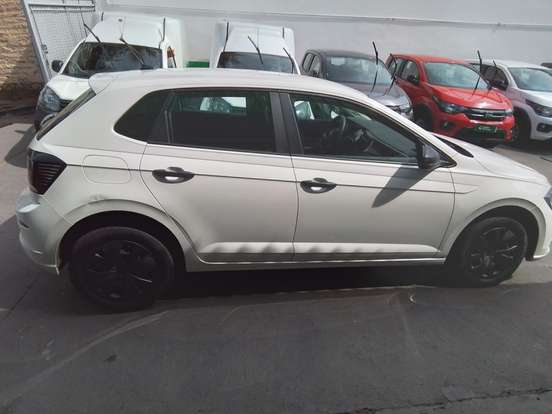 VOLKSWAGEN-POLO-1.0 MPI TRACK MANUAL VOLKSWAGEN-POLO-2025