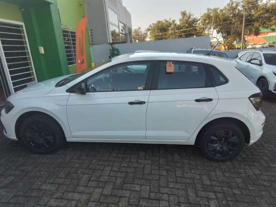 VOLKSWAGEN-POLO-2025