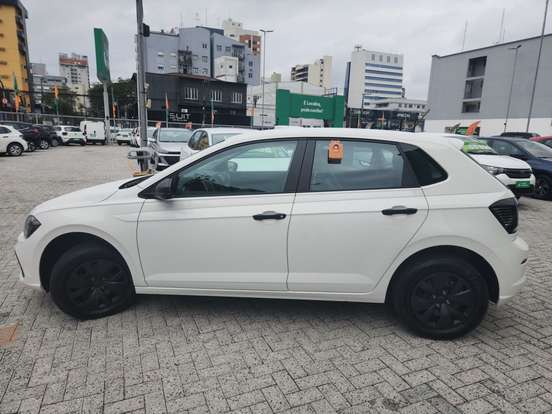 VOLKSWAGEN-POLO-2025