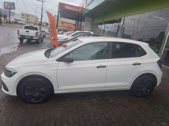 VOLKSWAGEN-POLO-2024