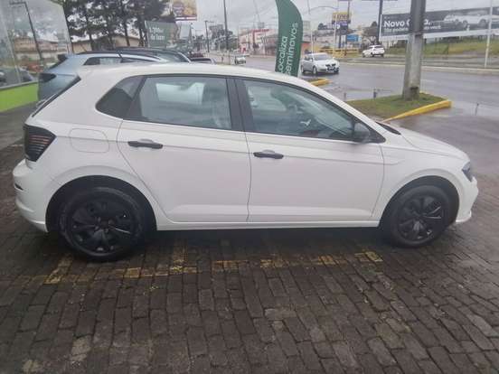 VOLKSWAGEN-POLO-2024
