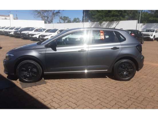 VOLKSWAGEN-POLO-2025